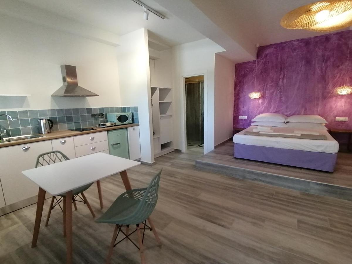 Villa Nena - Studio Suites Каламі Екстер'єр фото