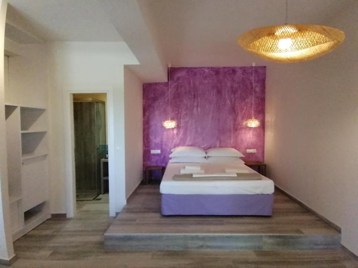 Villa Nena - Studio Suites Каламі Екстер'єр фото